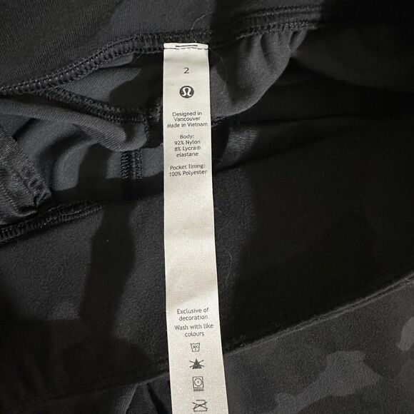 Lululemon Ready to Rulu Jogger Crop Sz 2 Pants Heritage 365 Camo Deep Coal Multi - Picture 5 of 13